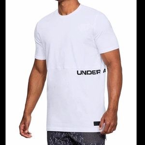 🖤 Men’s Under Armour White Tee NWT 🖤